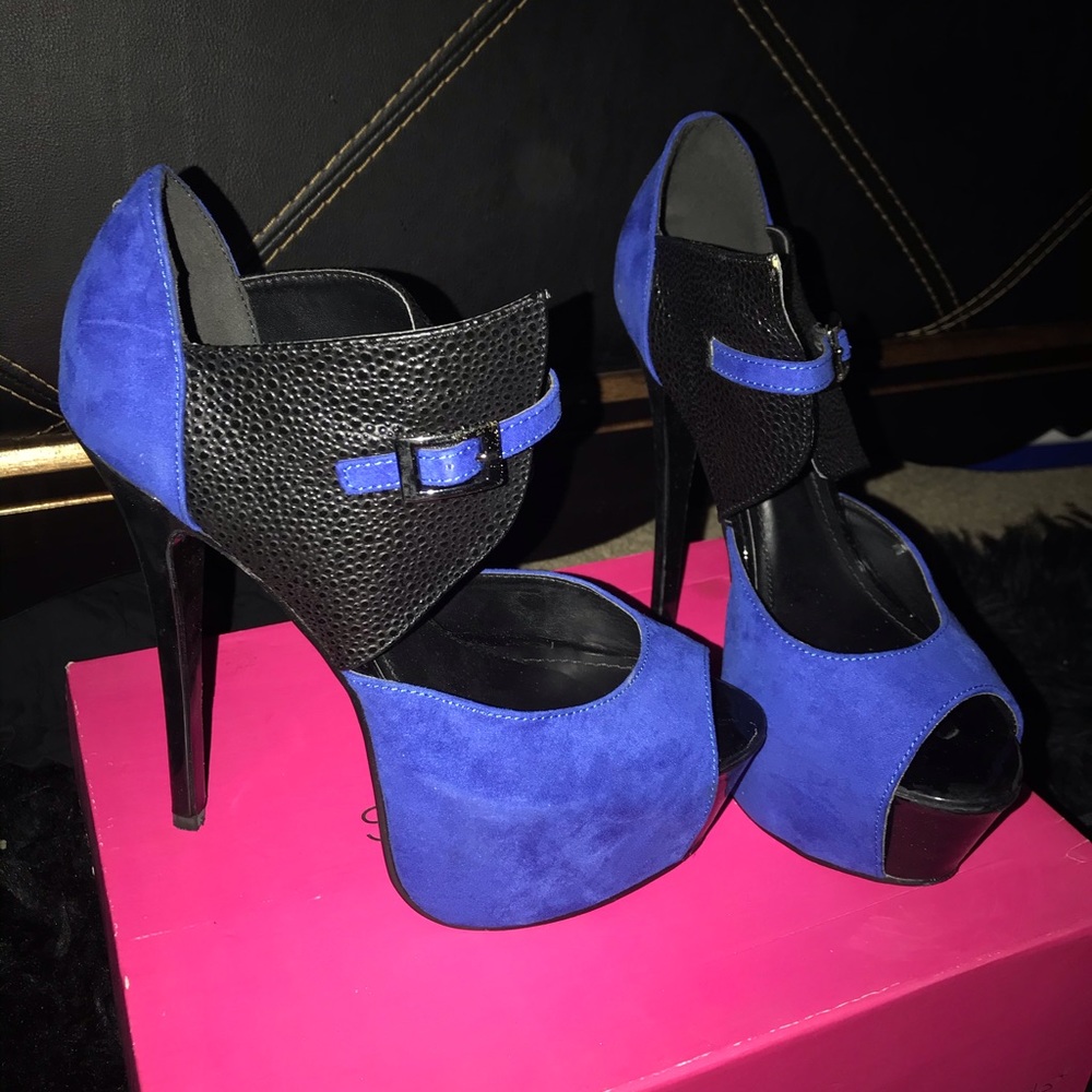 Blue and black 6 in. stilettos